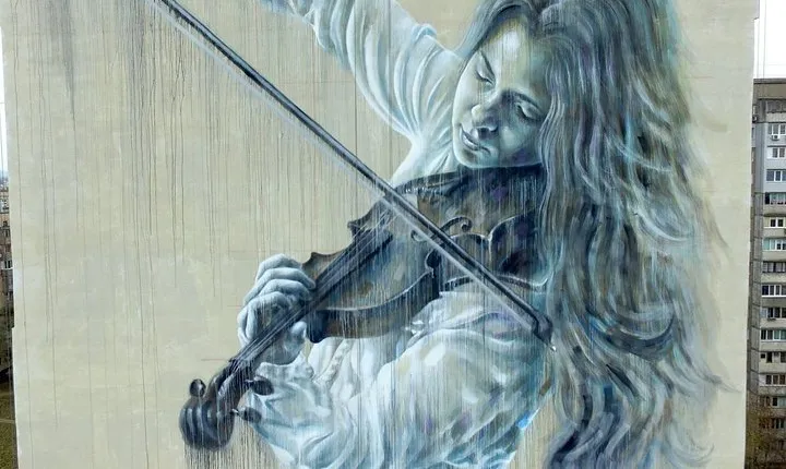 2 Hours Kyiv Street Art Tour 