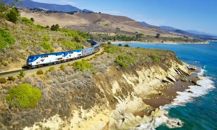 Santa Barbara 1-Day via Amtrak Starlight Coastal&car tour from LA