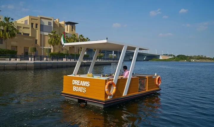 45-Minute Dream Boats Floating Cafe in Dubai