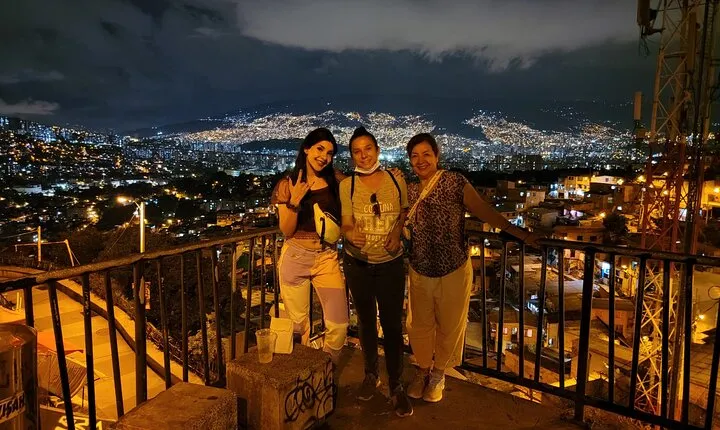 Guided Nightlife Tour of Comuna Trece in Medellin