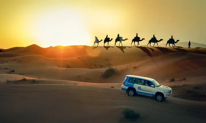 Doha: Sunset Desert Safari, Camels, Sandboarding & Inland Sea