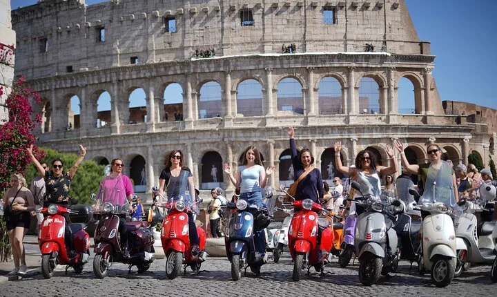 Explore Rome on Vintage Vespa with Tiramisu