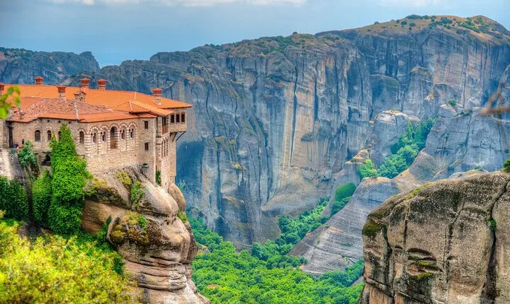 Private Full-Day Tour Around Meteora and Metsovo from Lefkada