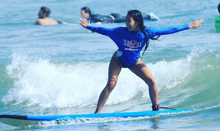 UP2U SURF SCHOOL BALI. Semi Private Lessons (1 Coach/2 Guests)
