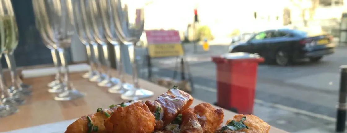 Edinburgh guided Cheese Crawl