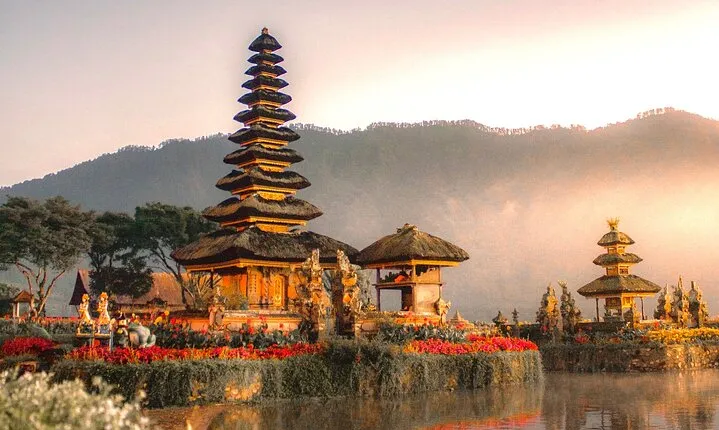 All inclusive Tanah lot & North Bali Tour: Jatiluwih, Ulun Danu