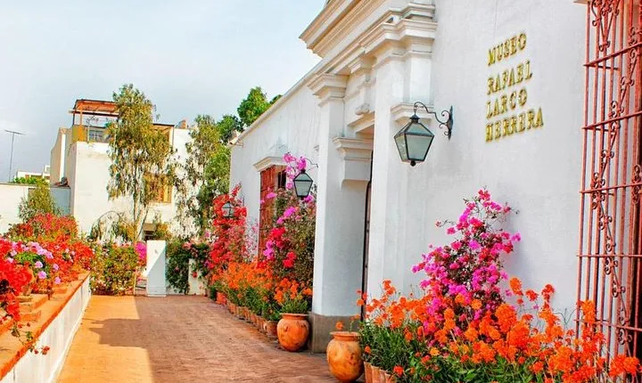 Larco Museum Tour - Treasures of Ancient Peru