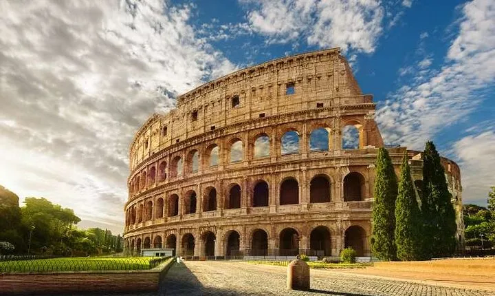 Pre-Cruise Private Sightseeing Tour of Rome
