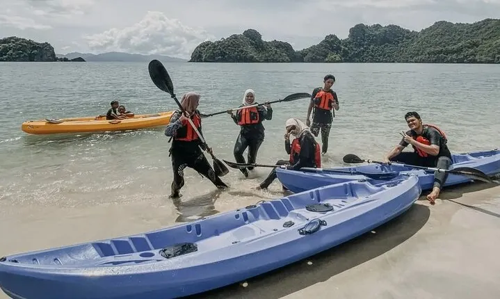 Sharing Kayak Expedition - Discover Langkawi’s Secret Mangroves