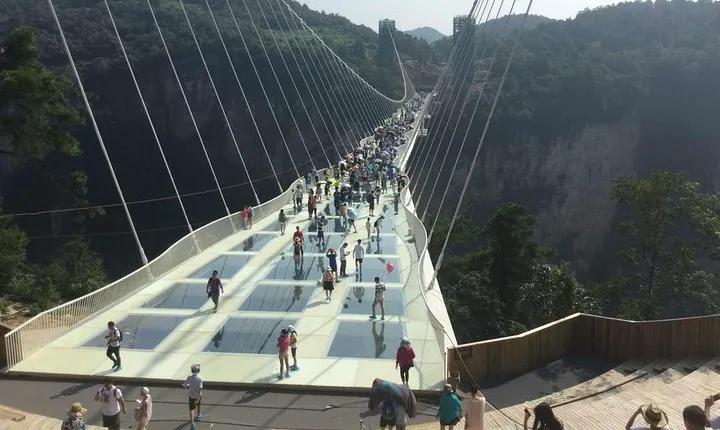 Private Tour of Tianmen Mountain Sky Walk And Glass Bridge