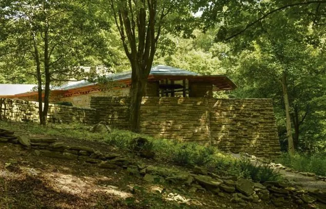 Fallingwater and Kentuck Knob - Two Visions of Frank Lloyd Wright