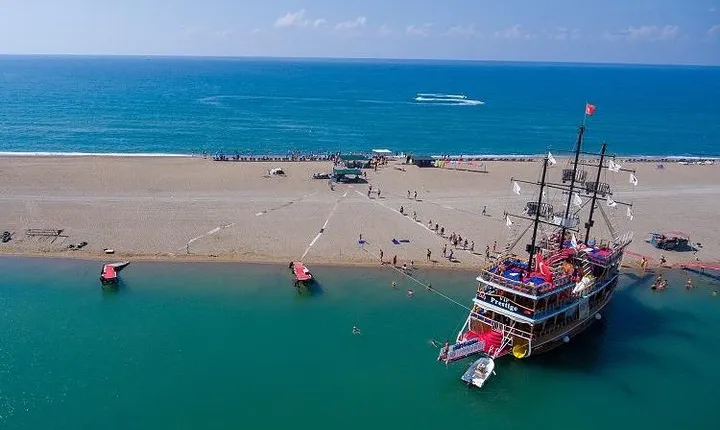 Manavgat River Boat Trip, Grand Bazaar Tour with Lunch from Side