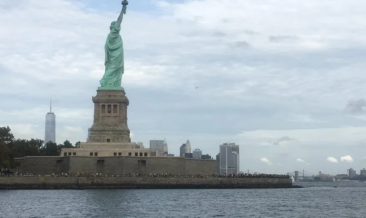 Statue of Liberty & Ellis Island Sightseeing Cruise