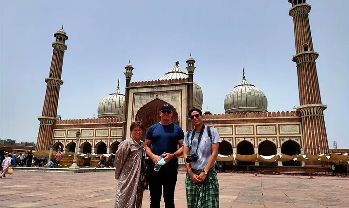Discover Old Delhi: 3-Hour Group Walking Tour