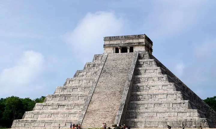 Chichen Itza, Valladolid and Stunning Cenote - Private Tour