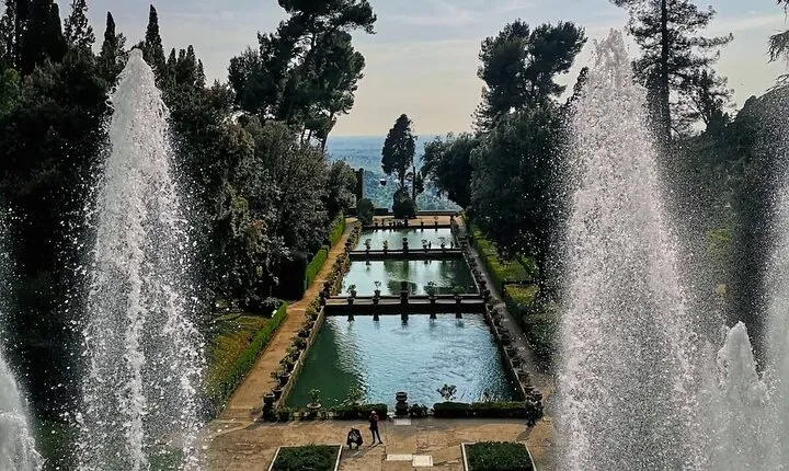 Private Tivoli Day Trip from Rome: Outstanding Villas