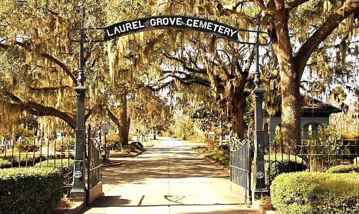 The Hidden Gem Cemetery Tour of Laurel Grove