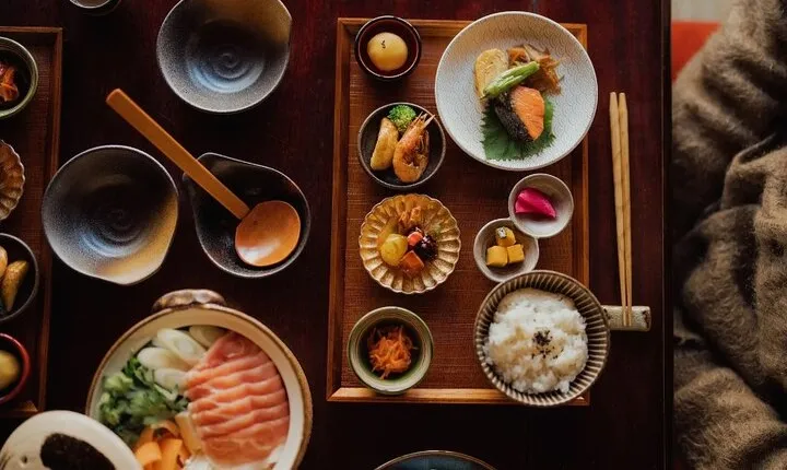 Authentic Kyoto Art and Cuisine Experience