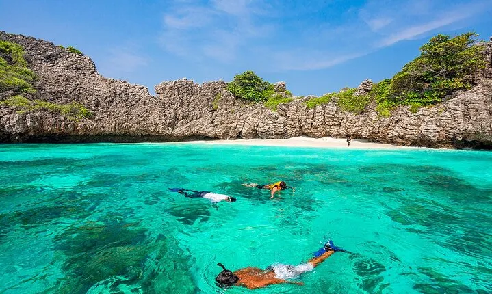 Koh Rok and Koh Haa Snorkeling Experience from Phuket