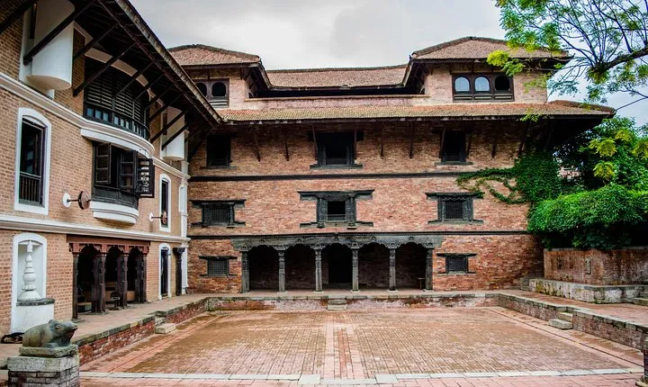 Kathmandu old palace & market walking tour -Thamel, Asan, Darbar square visit