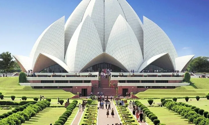 From Delhi : 3 Day Private Luxury Golden Triangle Tour By Car