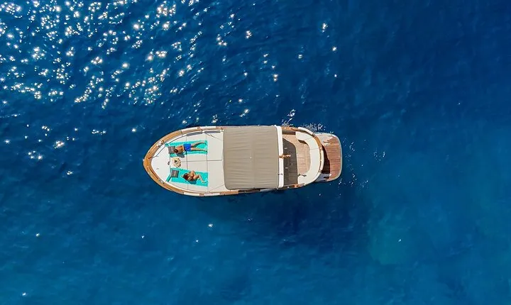 Small Group Gulf of Poets Boat Tour from La Spezia