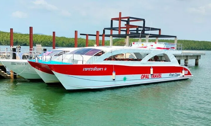 Shared Transfer from Lanta to Phi Phi islands