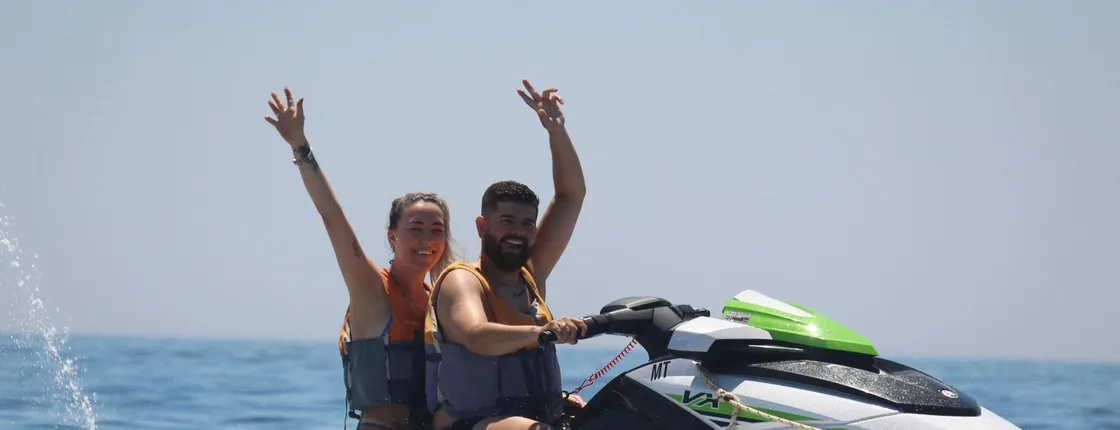Jet ski experience in Armaçao de Pêra