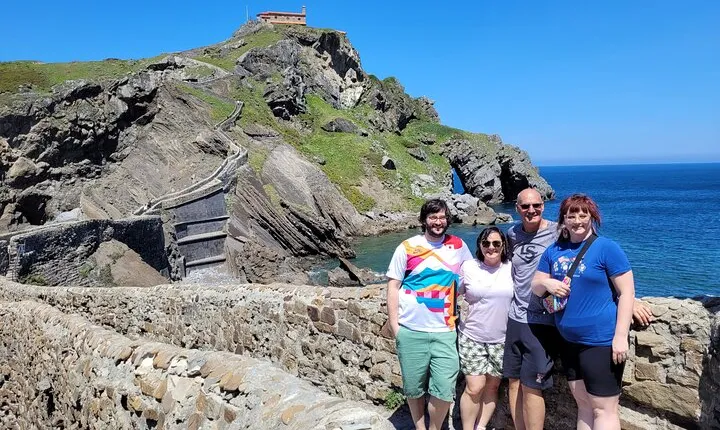 Hike Gaztelugatxe, Fishing Port Bermeo & Pintxo Lunch from Bilbao