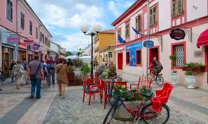 Shkoder, Rozafa Castle and Skadar Lake - Small Group