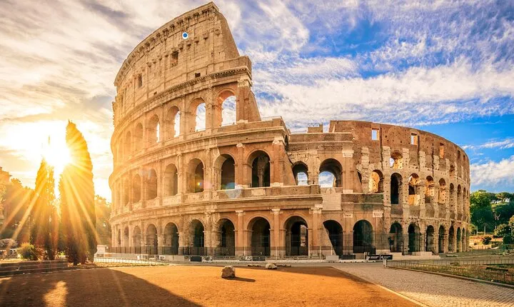 Colosseum Underground VIP All Access Tour with Ancient Rome 