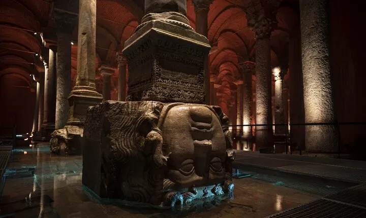 Istanbul Icons Entry Pass – Hagia Sophia, Topkapi & Cistern