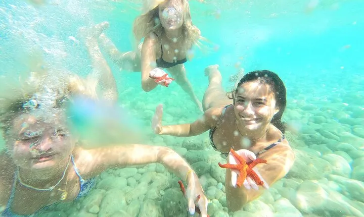 Pula Kayak Tour-Cliff jumping,snorkeling& free GoPro pictures