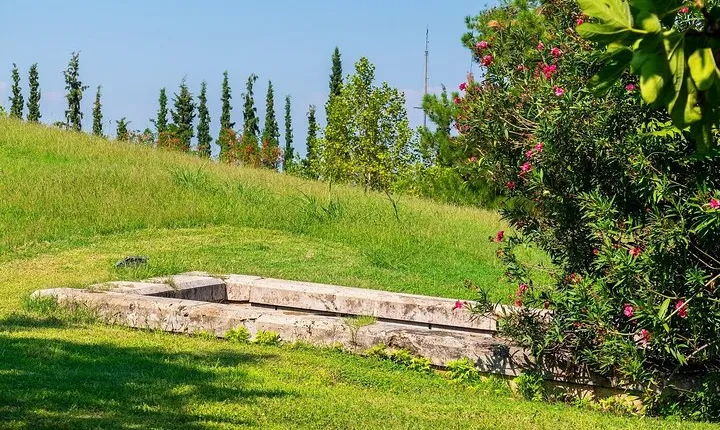 Vergina and Veria Half-Day Tour from Thessaloniki