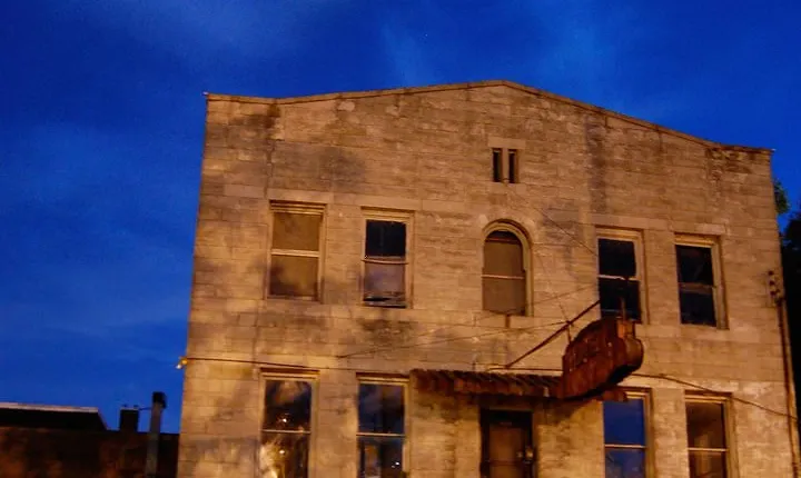 Haunted Memphis Walking Ghost Tour