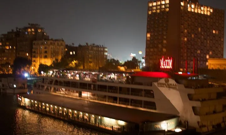 Nile Dinner Cruise With Folkloric Show in Cairo