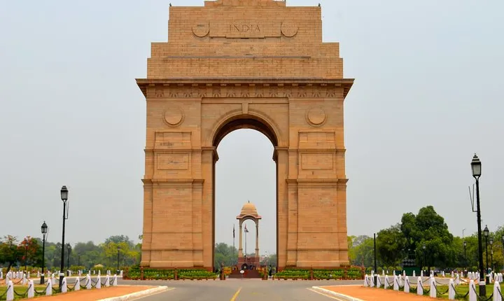 1 Day Delhi and 1 Day Agra Tour From Delhi with Taj Mahal Sunrise - With Hotels