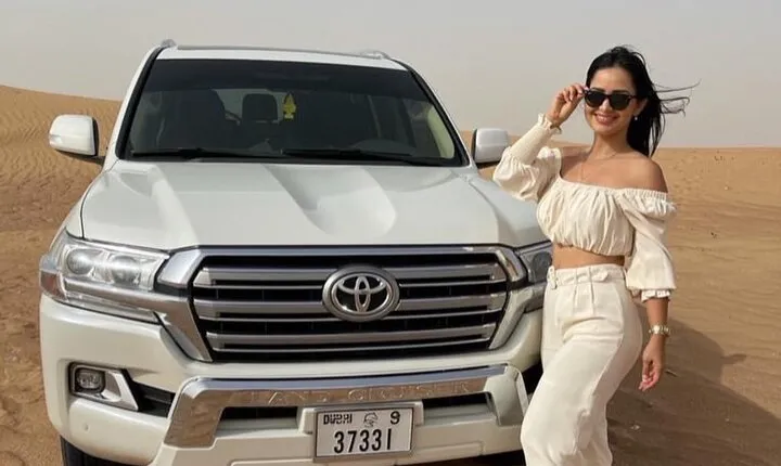 Desert safari in Dubai With BBQ Buffet Dinner Live Entertainments