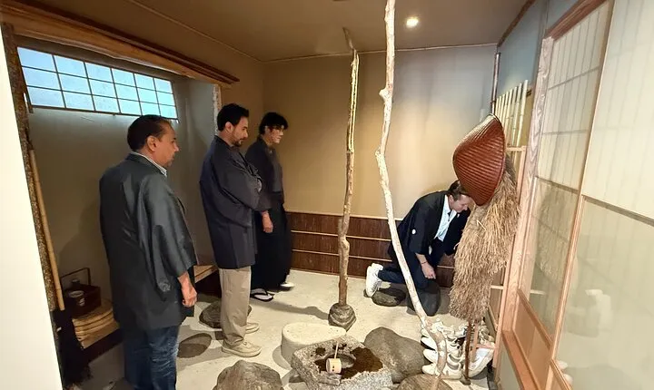 Kyoto: Authentic Tea Ceremony in a Small Group