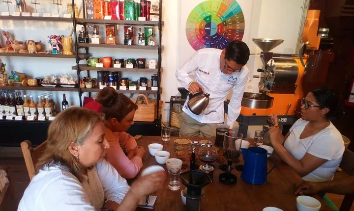 Enjoy the coffee route in Coatepec Magical Town