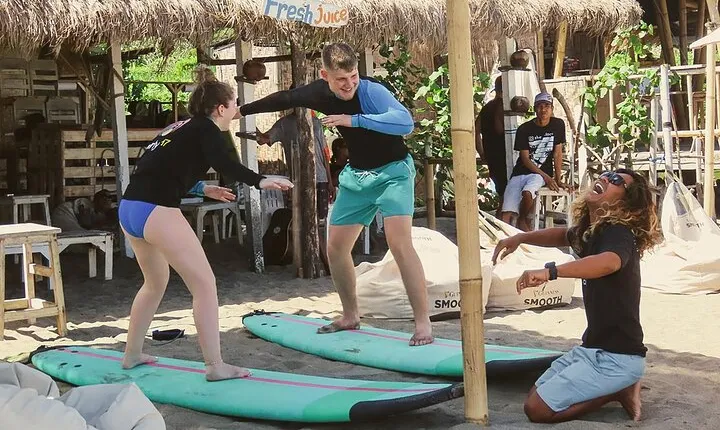 2 Hour Surf Lesson in Uluwatu Beach