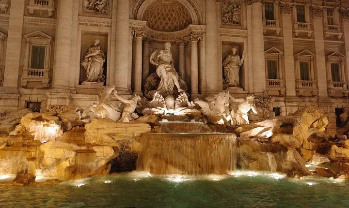 Rome by night with pizza & gelato ( minimum 2 people)