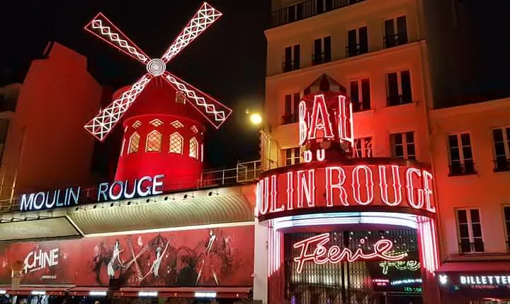 Montmartre by Night Private Tour