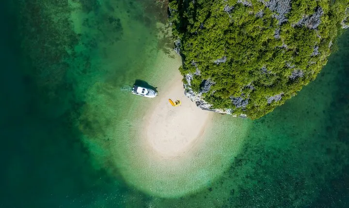3 hours- sunset tour on romantic Ha Long Bay with a private yacht