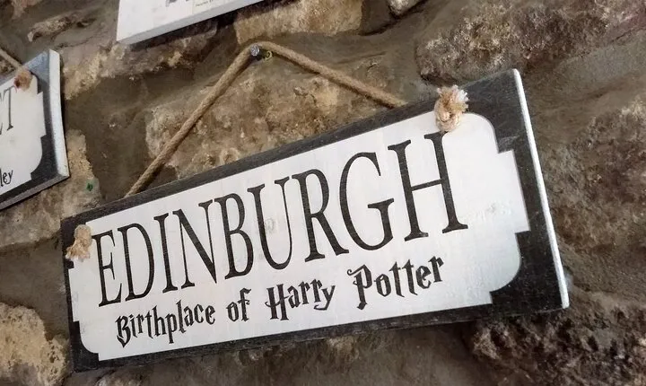 Edinburgh - A Magic Harry Potter Scavenger Hunt