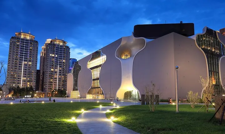 Discover Taichung Private Day Tour from Taipei