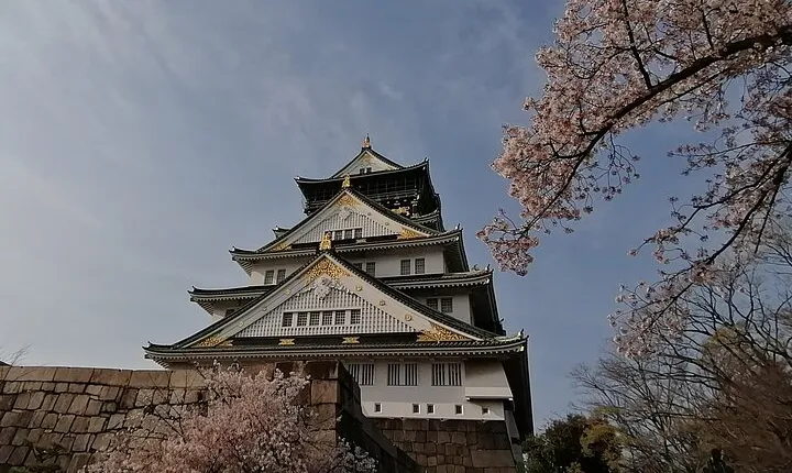 Walking Tour of Osaka's 5 Must-See Sights, with Ramen for Lunch