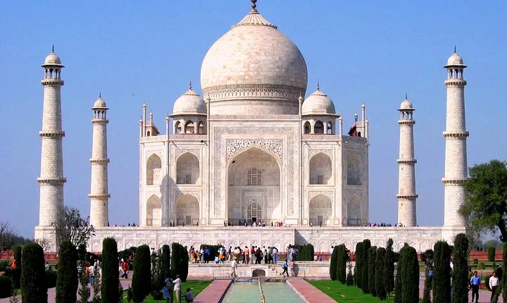 2-Day Private Golden Triangle Tour from Delhi with Guide & Hotel
