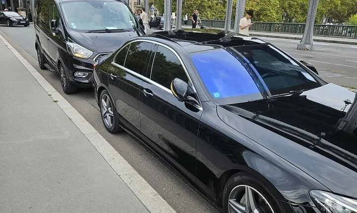 Private Transfer from CDG Airport to Disney