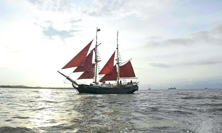 Cartagena, CO: Island Beach Trip on Pirate Boat+Drinks & Lunch